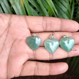 Aventurine Heart Pendants - SokoSokoltd