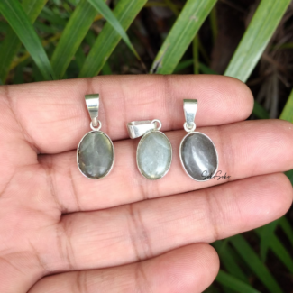 Labradorite Pendants - SokoSokoltd